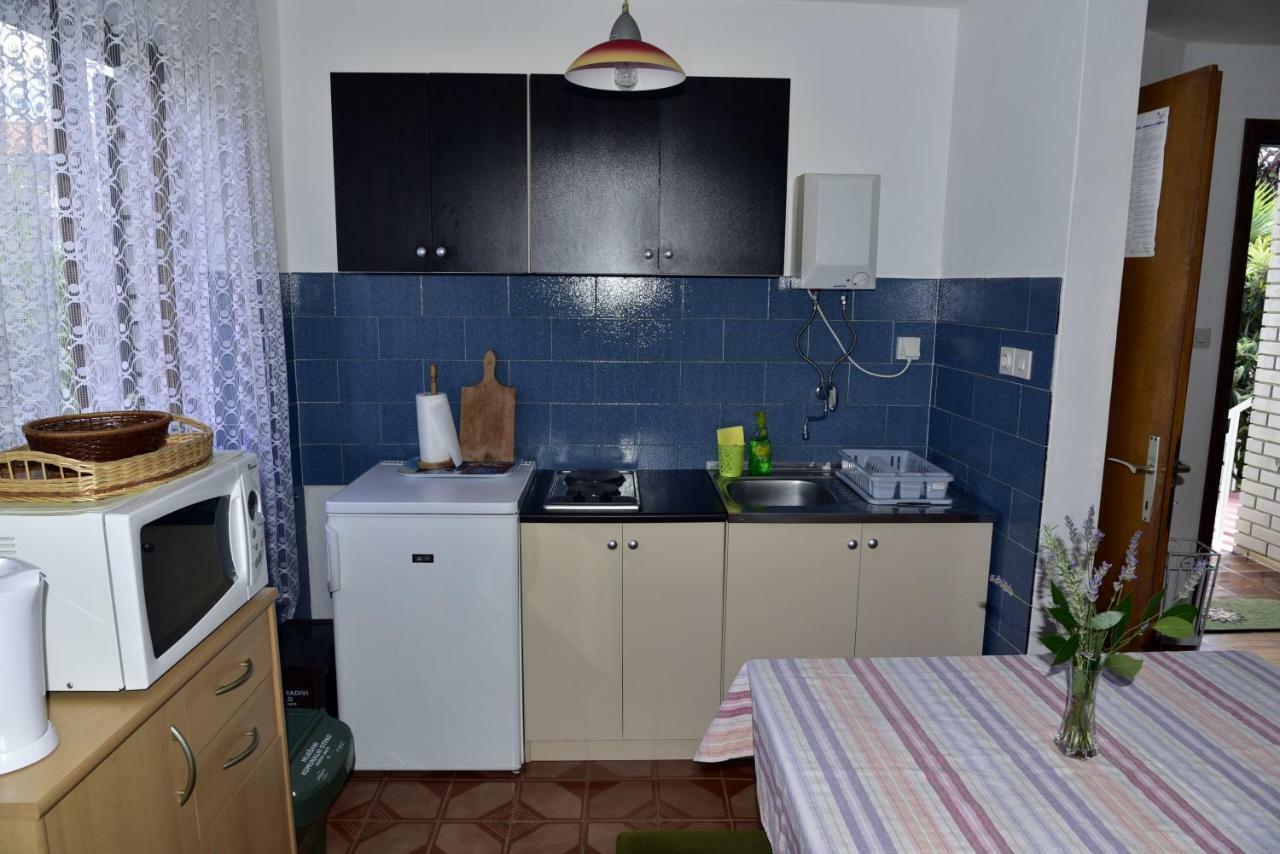 מאלינסקה Apartment Palm Tree מראה חיצוני תמונה
