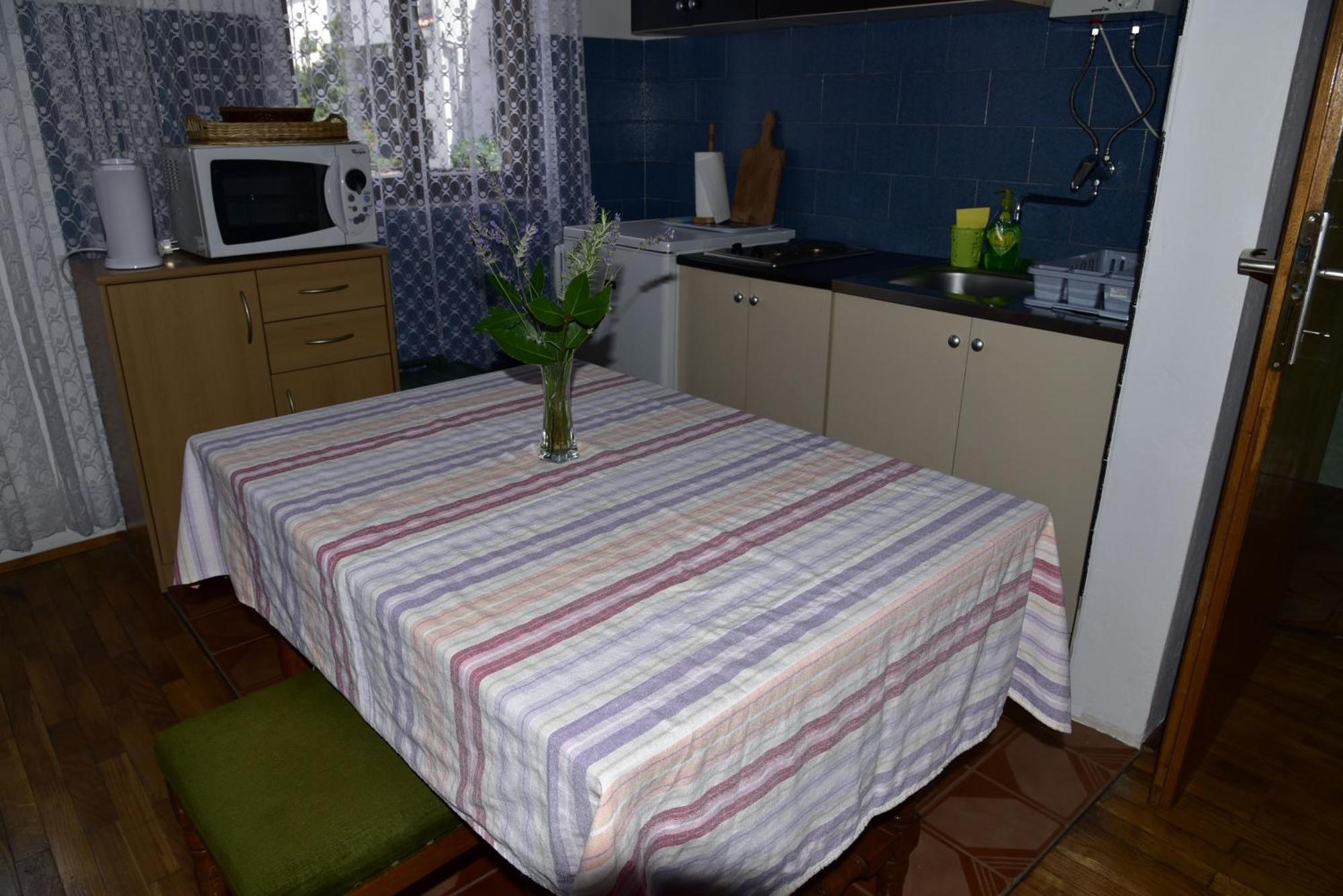מאלינסקה Apartment Palm Tree מראה חיצוני תמונה
